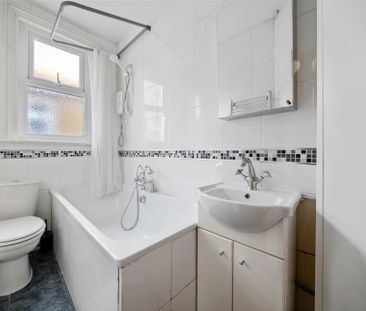 3 bedroom maisonette to rent - Photo 5