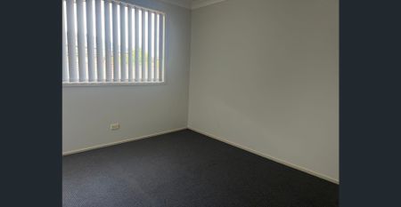 Neat and tidy townhouse - Photo 5