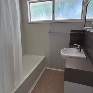 26 Scott Street, 4745, Dysart - Photo 3