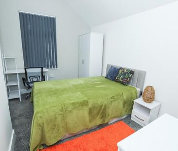 5 bedroom private hall to rent - Photo 3