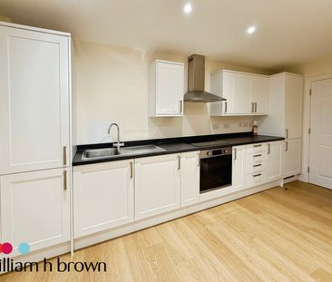 Purfleet Road, South Ockendon, Aveley - Photo 1