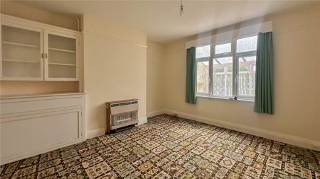 Burnham Road, - Photo 2