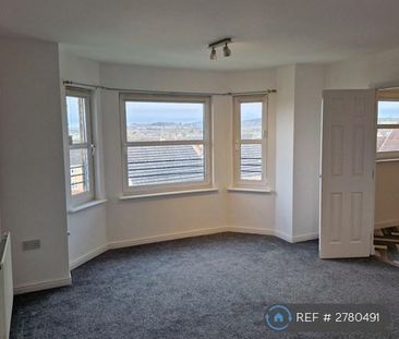 2 bedroom flat to rent - Photo 2