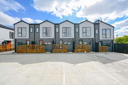 3 x High-Spec New Build Homes In The Heart of Mangere! - Photo 5