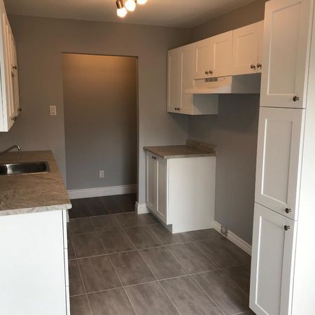 41/2 disponible maintenant, rénové, Longueil - Photo 3