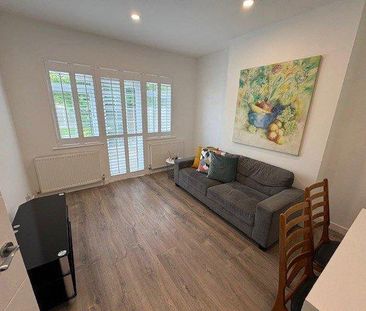 4 bedroom semi-detached house to rent - Photo 1