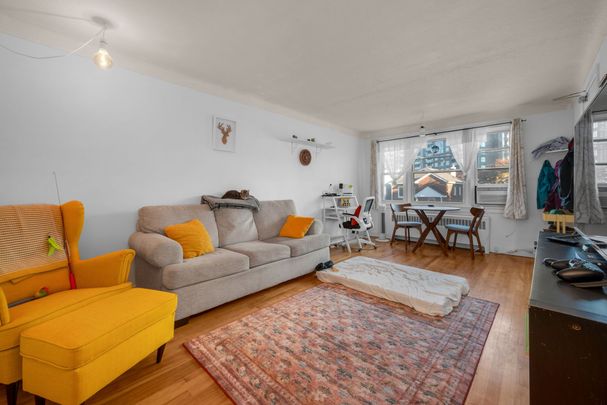 For Lease - 71 Genest Street Unit# Unit 2, Vanier and Kingsview Park, Ontario - Photo 1