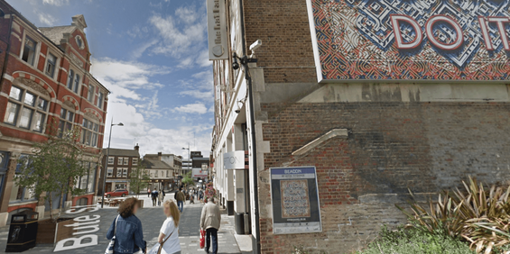 1 bedroom in a house share to rent - Photo 3