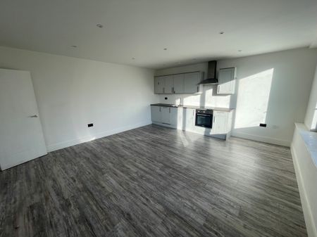 Clarence Street, Swindon - Photo 4