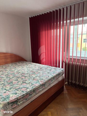 Apartament 3 camere în zona BIOMEDICA - Fotografie 3