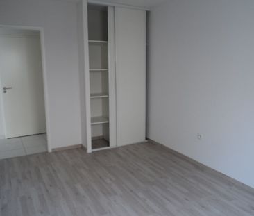 Location Appartement 2 pièces 44m² - Photo 3