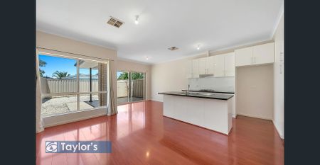 EASY TO MAINTAIN 3 BEDROOM HOME - Photo 2