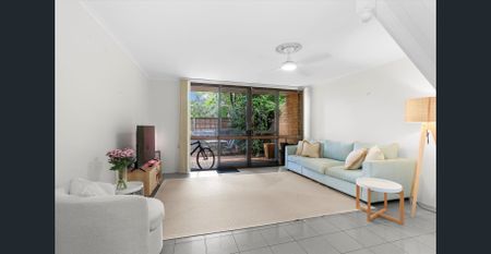 Peaceful Living Near Cooks River - Photo 3