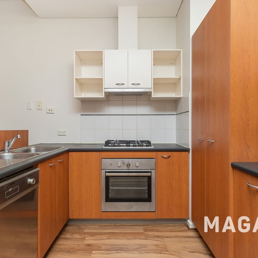 1 Sparman Cl, Adelaide SA 5000 - House For Rent | Domain - Photo 1