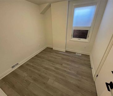 For Lease - 380 Northcliffe Boulevard Unit# Upper, Toronto, Ontario - Photo 1