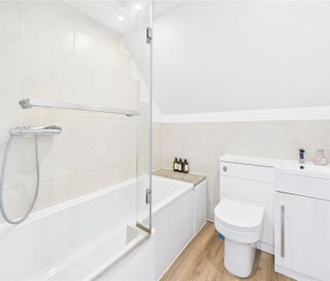 3 bedroom semi-detached house to rent - Photo 5