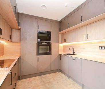 2 bedroom semi-detached bungalow to rent - Photo 6