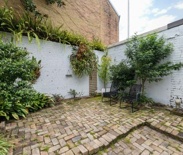 10 Napier Street - Photo 2