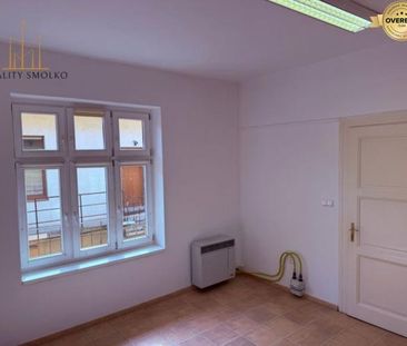 EXKLUZÍVNE: Moderný nebytový priestor v srdci Prešova na Hlavnej ulici – Fotografia 1