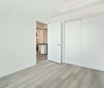 1 FAIRVIEW Road E #1107 - Photo 2