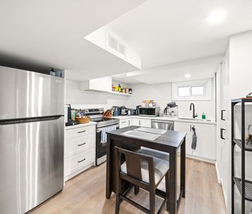 For Lease - 6 Corbett Crescent, Aurora, Ontario - Photo 6