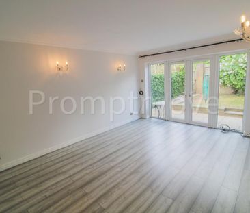 4 bedroom semi-detached house to rent - Photo 2