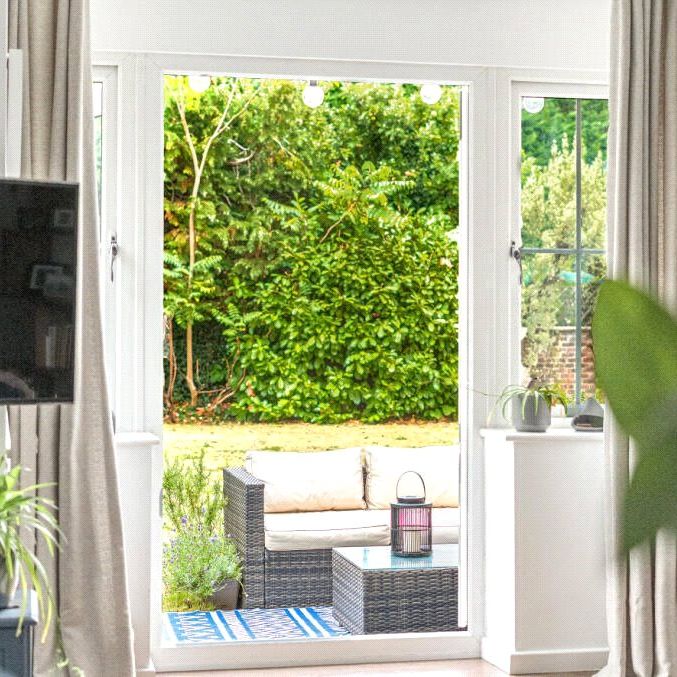 1 bedroom property to rent - Photo 1