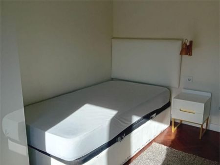 Piso de alquiler en De Sagastieder Ibilbidea, 5, Intxaurrondo - Photo 3