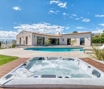 Super Cannes - Nouvelle propriété avec vue mer, piscine, tennis, ci... - Photo 4