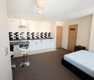 Studio to rent - Photo 4