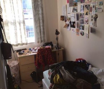 6 bedroom terraced house to rent - Photo 3