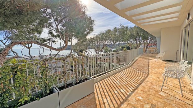 A louer, Cap d'Antibes, Garoupe, villa contemporaine vue mer, piscine - Photo 1