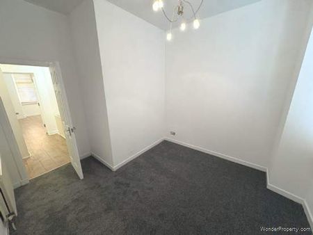 2 bedroom property to rent in Renfrew - Photo 5