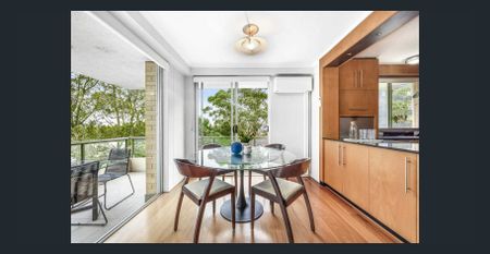 Leafy Retreat Between Bondi Junction & Bondi Beach - Photo 3