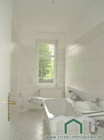 ** Renovierte 2-Zimmer-Whg. mit Balkon und Tageslichtbad ** - Photo 4