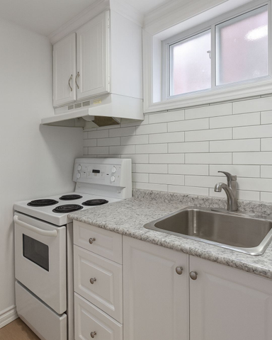 For Lease - 92 Braymore Boulevard Unit# Bsmt, Toronto, Ontario - Photo 4