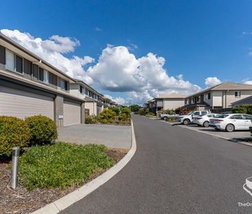 Spacious 4-bedroom home â No lawn maintenance or gardening. - Photo 2