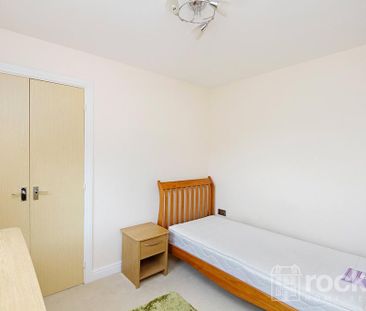 2 bedroom apartment to rent - Photo 3