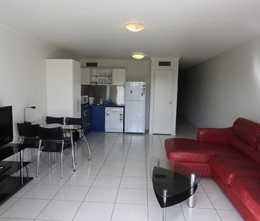 16/11-17 Stanley Street - Photo 1