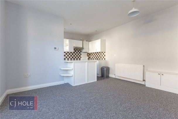 Severn Road, - Photo 1