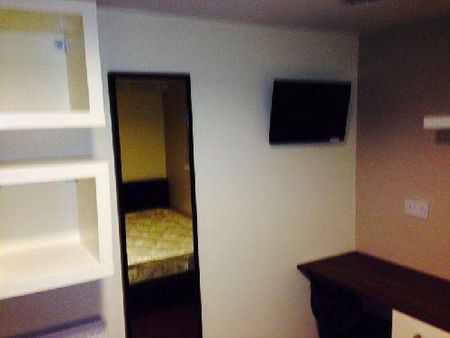 5 bedroom house share to rent - Photo 2