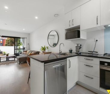 Modern Comfort and Convenience in the Heart of Avondale - Photo 2