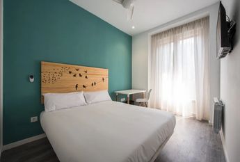 Calle de las Hileras, Madrid, Community of Madrid 28013