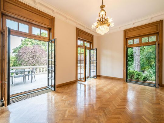 Tout savoir sur cette maison à Forest - Photo 1