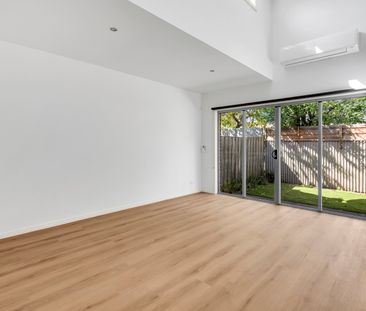 4/75 Barton Street, Reservoir VIC 3073 - Apartment For Rent | Domain - Photo 1