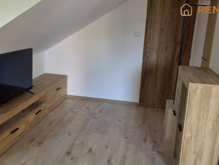 Pronájem bytu 1+kk 35 m2 - Fotografie 2