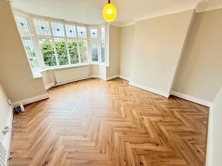 3 bedroom detached house to rent - Photo 2