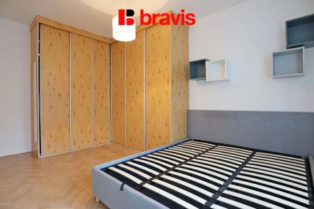 Pronájem bytu 2+1, Brno - Veveří, ulice Úvoz, dobrá dostupnost - Photo 3