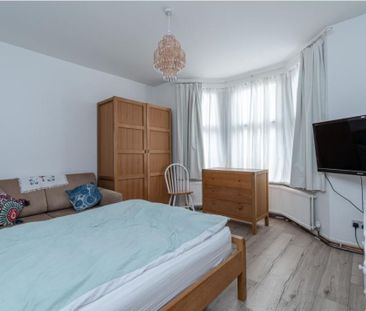 17 Roberts Road - Photo 4