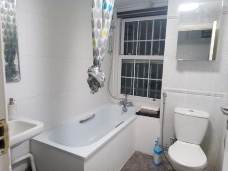 2 Bed Flat, Park West, W2 - Photo 5